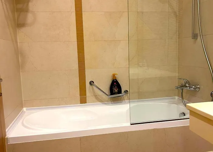 Apartamento Yamaluxe - Silent & Warm With Many Facilities *